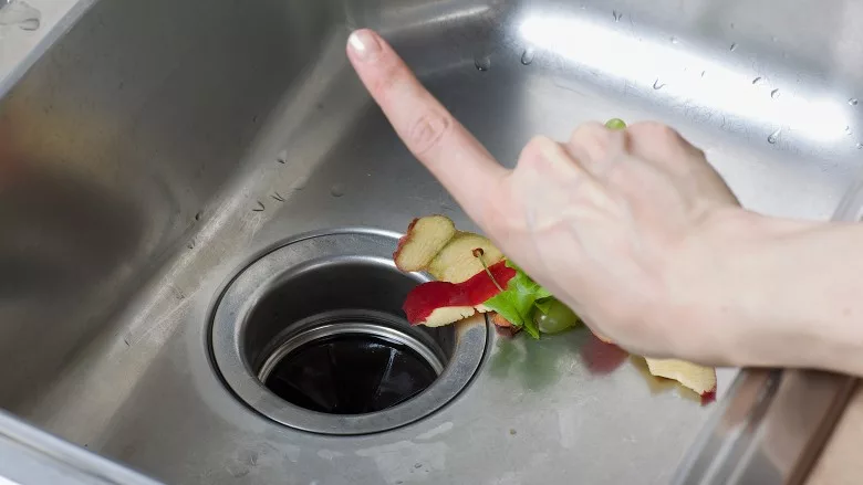 You Should Never Put THESE Things Down The Drain! Did You Know This?