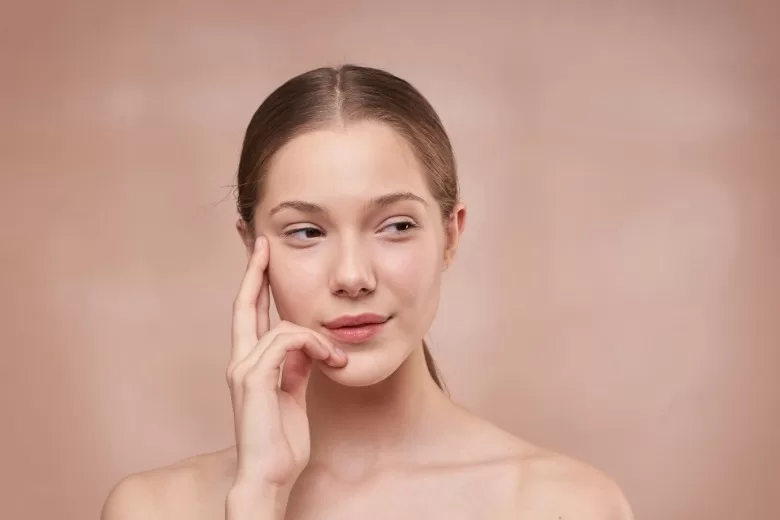 8 Things That Dermatologists Do To Keep Their Skin Beautiful