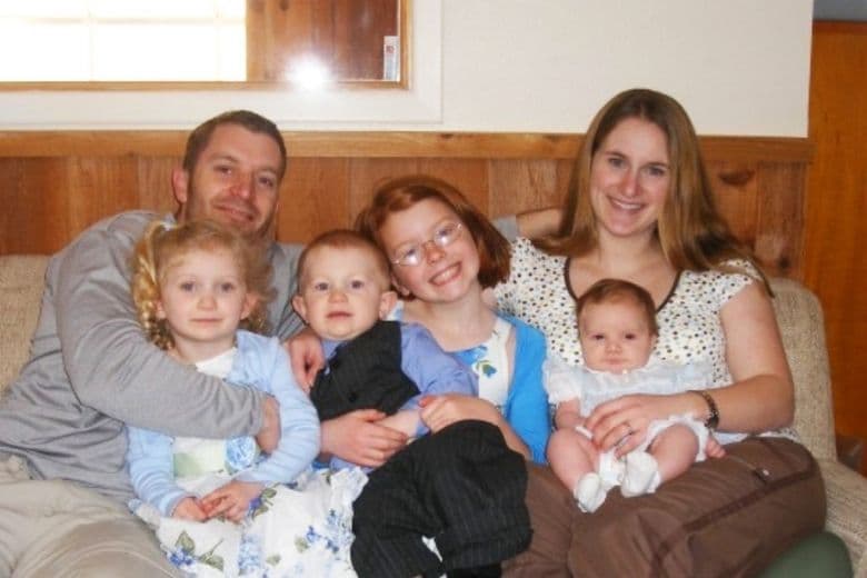 Husband Wants To Divorce Wife After Making Bizarre Discovery In Family Photo