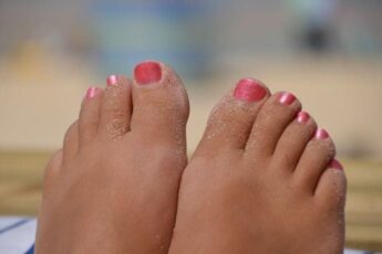 This Is What The Shape Of Your Feet Says About Your Personality!