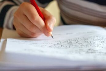 This Is What Your Handwriting Says About Your Personality