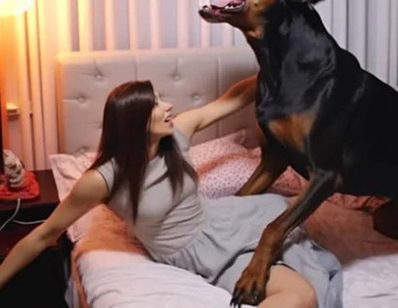 Dog Won’t Leave Woman Alone – When Husband Discovers Why, He Calls The Police