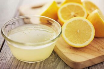 12 Surprising Effects Of Lemon Juice On Your Health