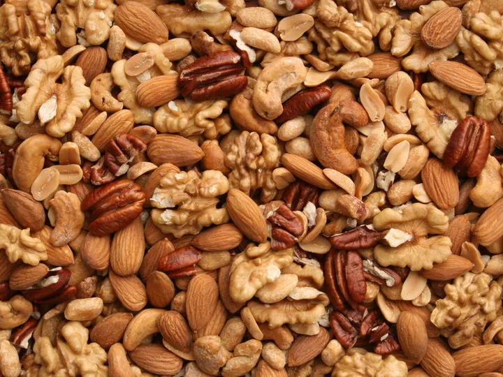 The Best Type Of Nuts For Snacking, Depending On Your Health Goals