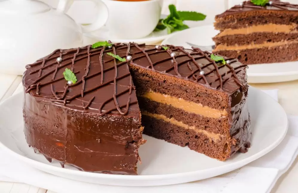 Science Says Indulging In Chocolate Cake In The Morning Is A Healthy Choice